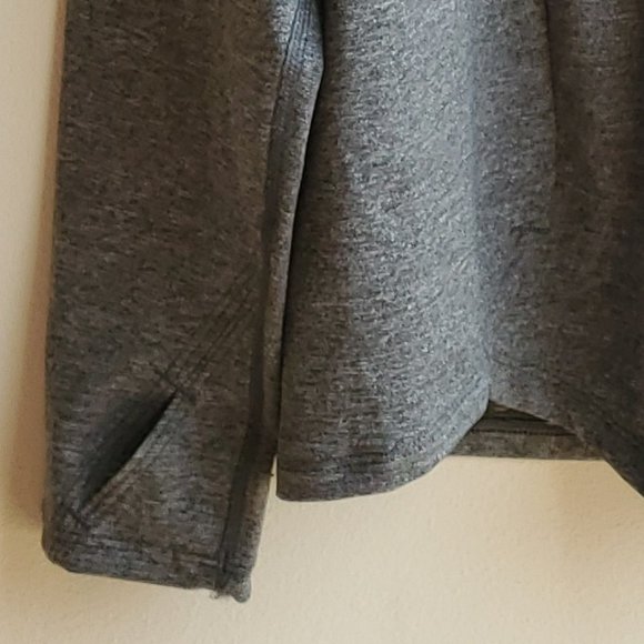 NWOT Tek Gear Gray Spandex Jersey Size Medium - Picture 9 of 16